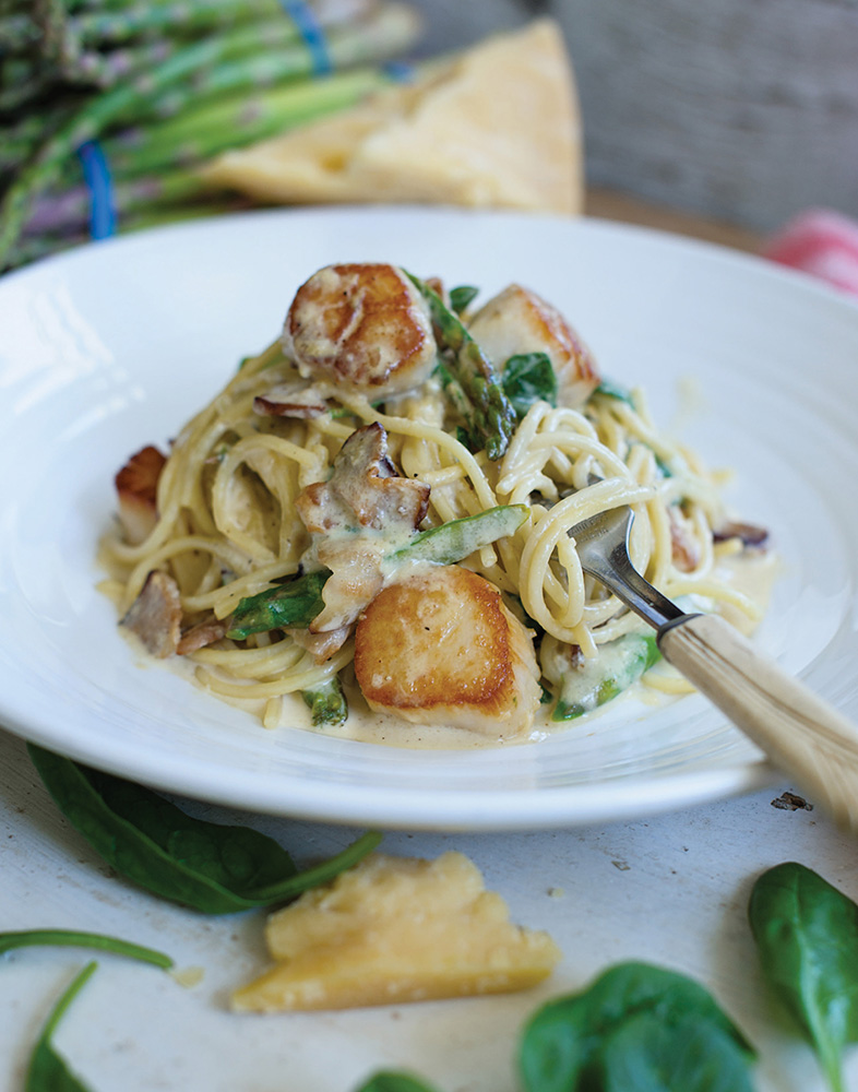 Scallop, Bacon, Asparagus and Spinach Carbonara Recipe by Chef Craig